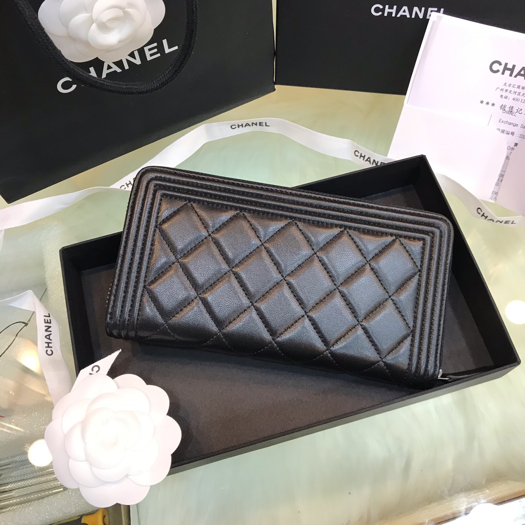 芸能人愛用Chanel シャネル 実物の写真 N品スーパーコピー財布代引き対応国内発送後払い安全必ず届く優良サイト